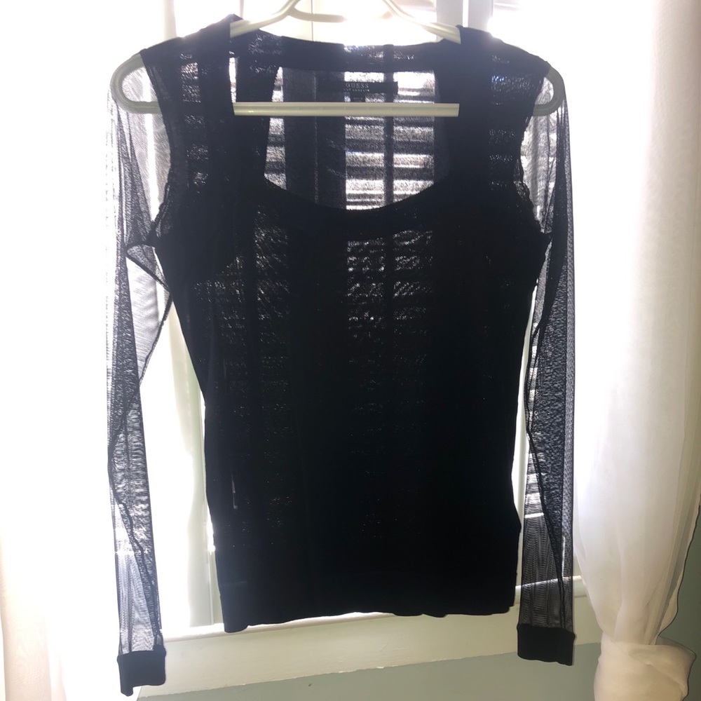 Guess Top - Picture 2 of 5